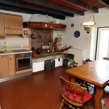 Tuti Apartman *